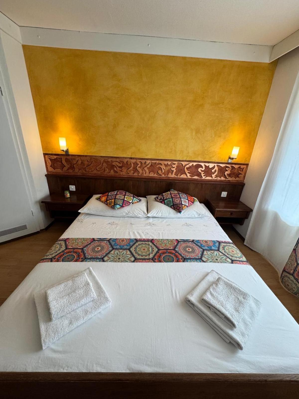 Hotel Post Cunter Biancardi Савоньин Экстерьер фото